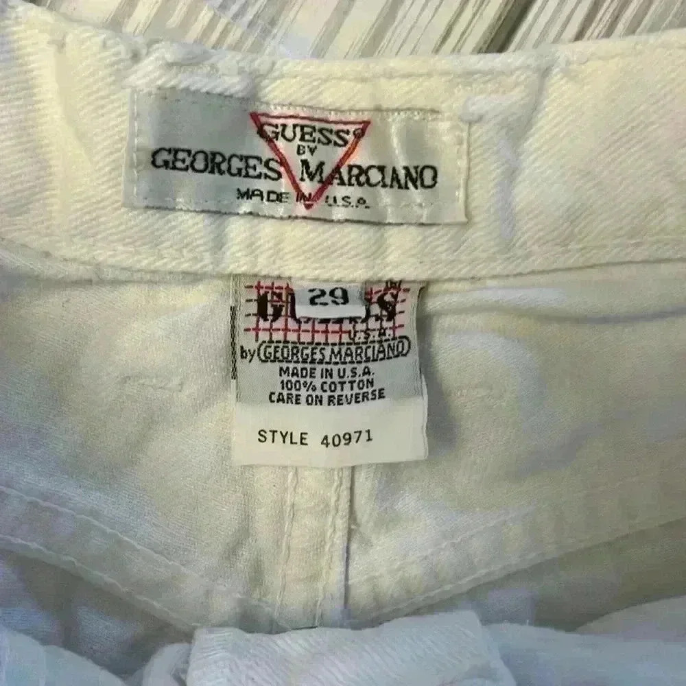 Vintage Guess Jean Shorts - Picture 5 of 7